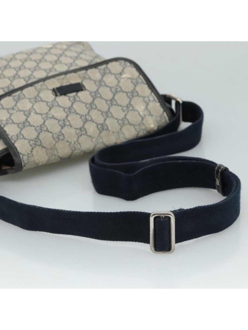 Authentic GUCCI GG Supreme Shoulder Bag PVC Navy 223666 - Picture 14 of 16